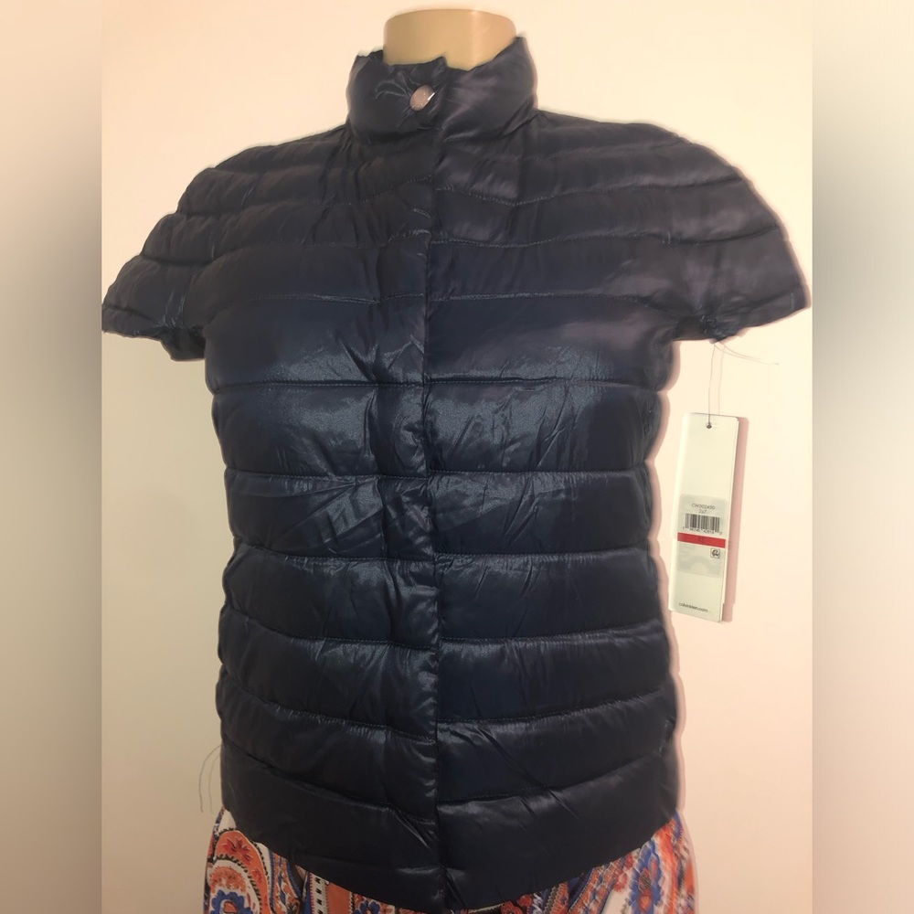 Women’s Calvin Klein, short sleeve button down puffer jacket